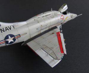model-150058-va195-nm513-lengyel-d.jpg