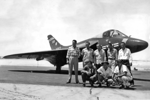 124586-xf4d-1-1951-52-qba4-11.jpg