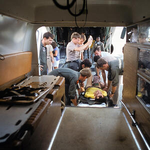 150056-vc5-08jun84-cubi-crash-patenkopf-rescue-57.jpeg