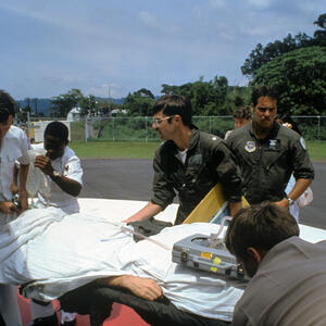 150056-vc5-08jun84-cubi-crash-patenkopf-rescue-58.jpeg