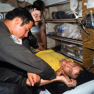 150056-vc5-08jun84-cubi-crash-patenkopf-rescue-61.jpeg