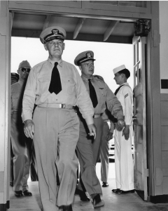 fagu-vadm-martin-lcdr-lyle-26may52_lyle.jpg