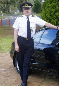 john-bartels-qantas-captain-200x.jpg